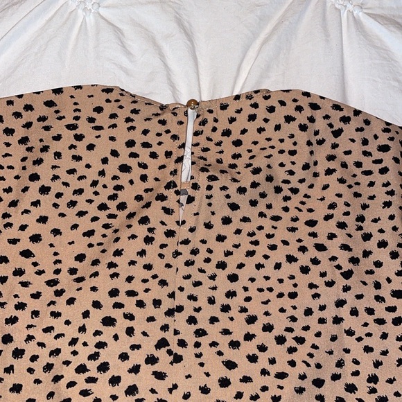 New -SHEIN size small - tan/black leopard blouse - Picture 8 of 10
